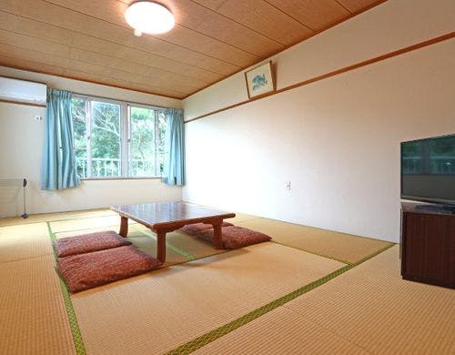 和室12畳_少し広くご利用いただけます*