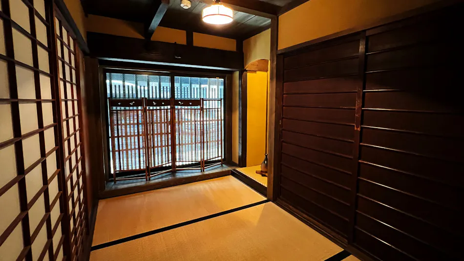 Rinn Shijo Machiya