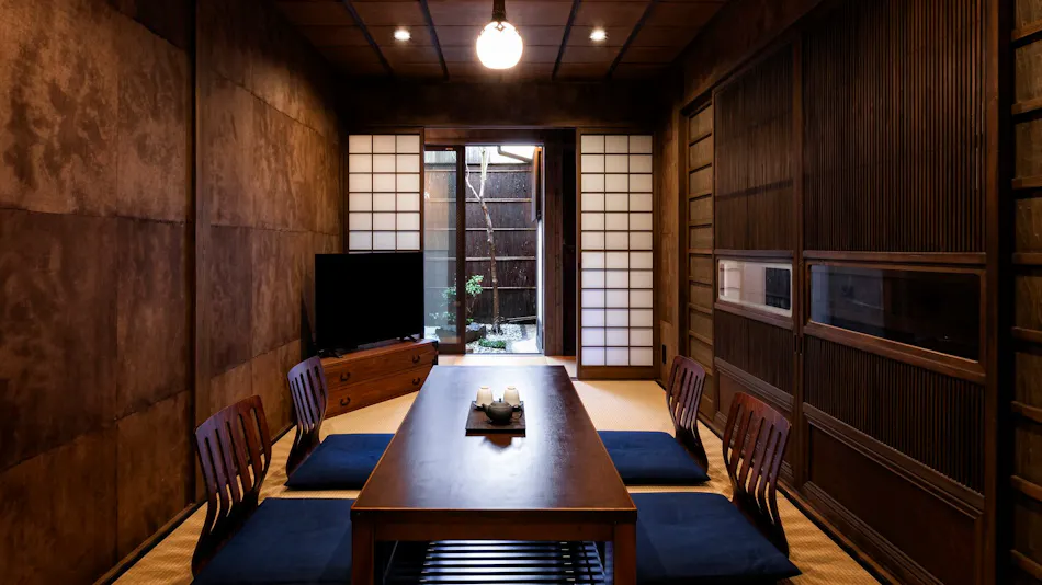 Rinn Shijo Machiya