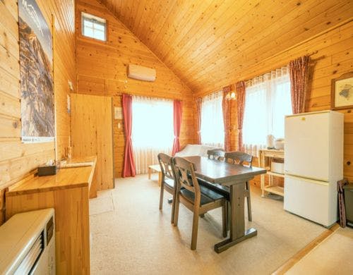 コテージ5名定員（リビング）