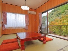 椎原温泉　割烹旅館　みはる荘