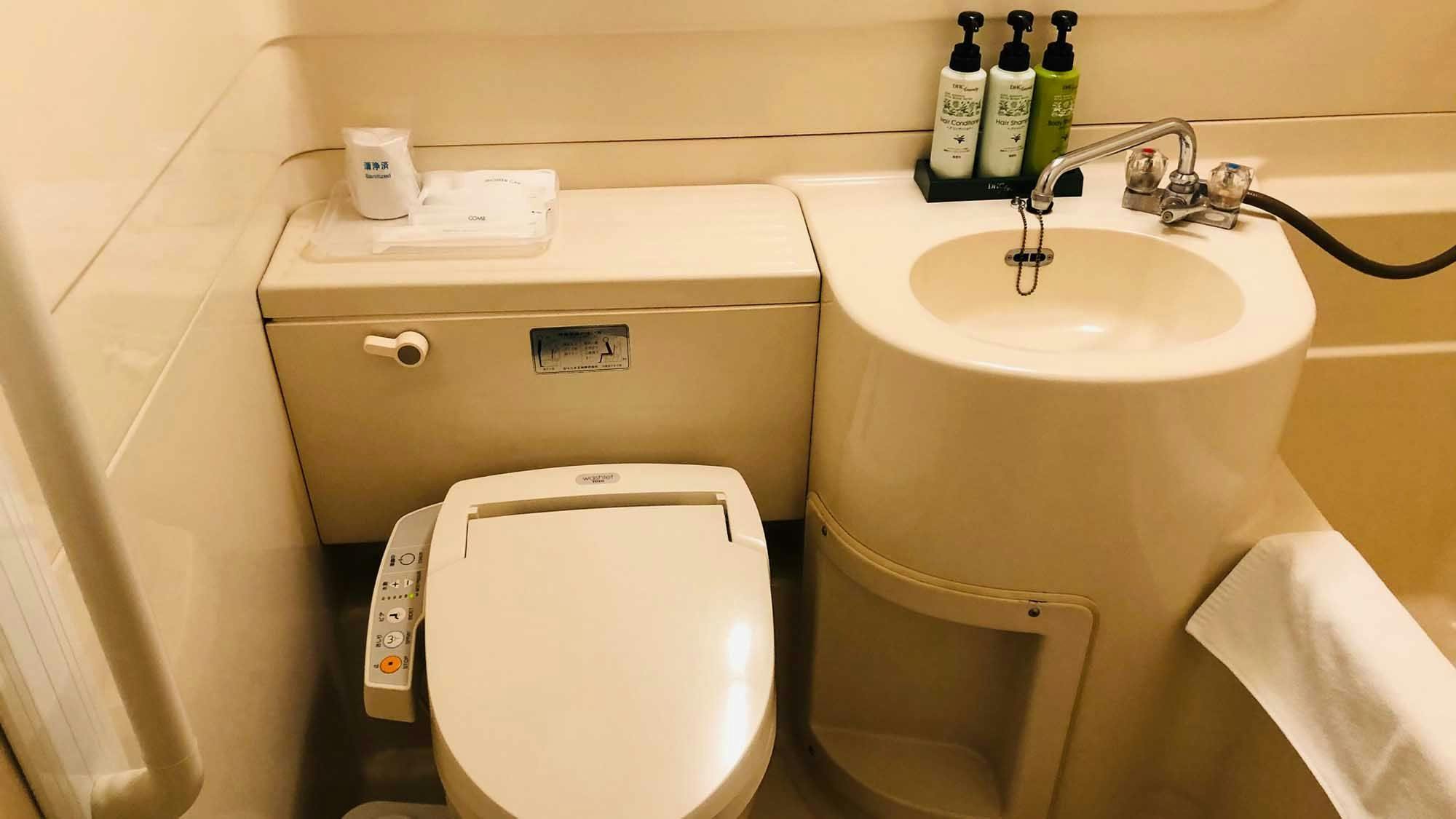 ห้องน้ำแบบรวม (ห้องสุขา)