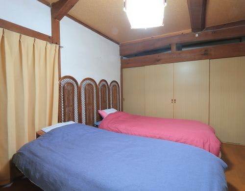 【客室】1Fの8畳和室＆ベッドルーム