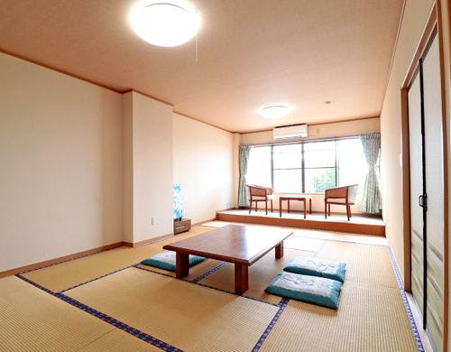 1F和室　5名様までご宿泊いただけます