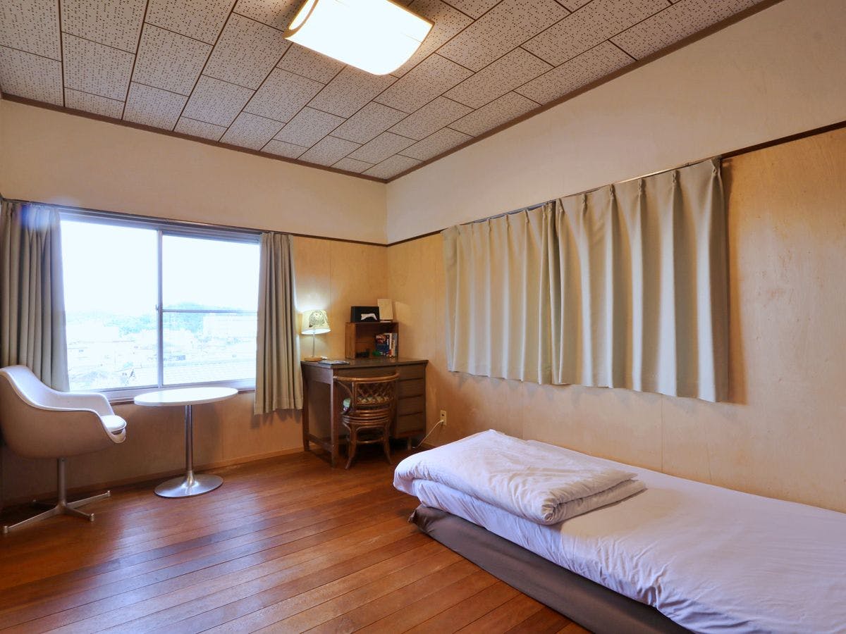 【ห้องพักเตียงคู่ 6 เสื่อ - หิมะ】