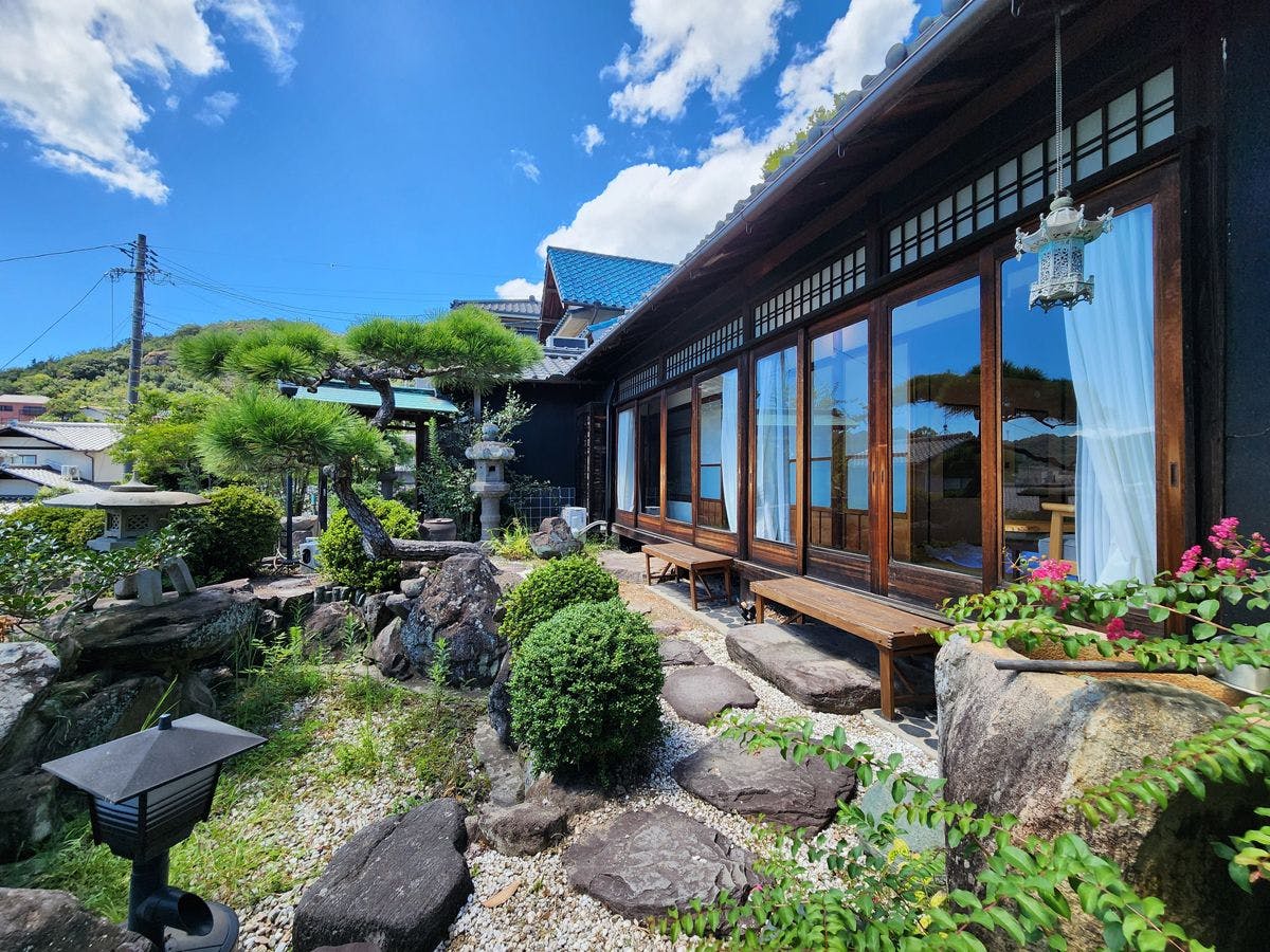 【ภายนอก】