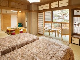 磐梯西村屋