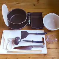 ・<อุปกรณ์ทำอาหาร> มีห้องครัวให้บริการ