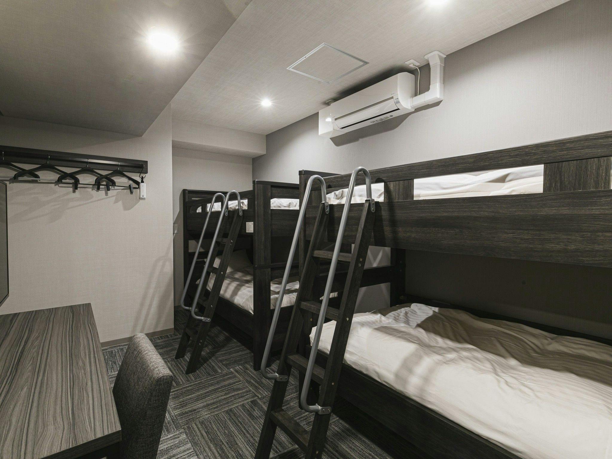 ห้องพัก / สี่คน / 18 ตารางเมตร