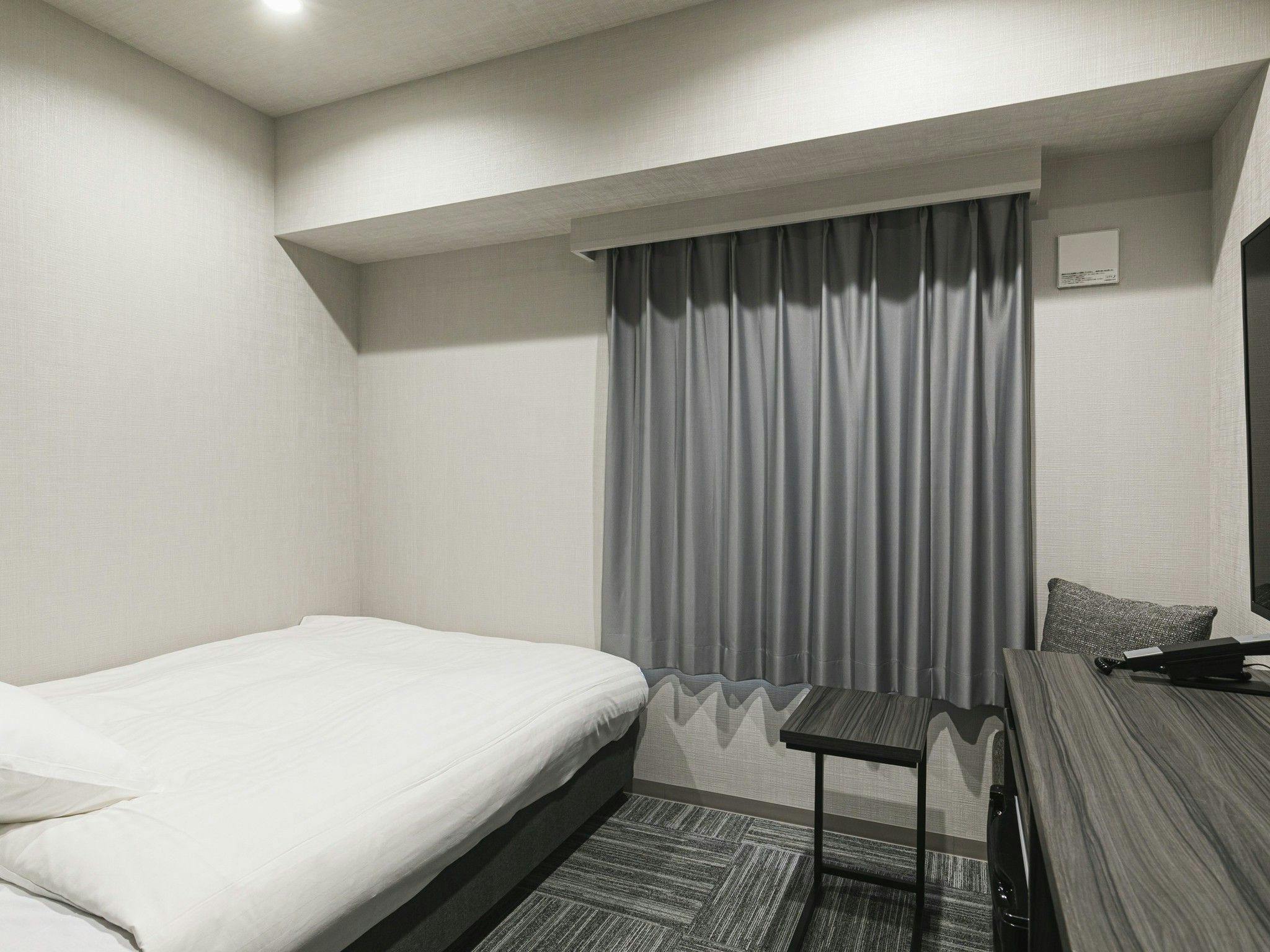 HOTEL NOIR