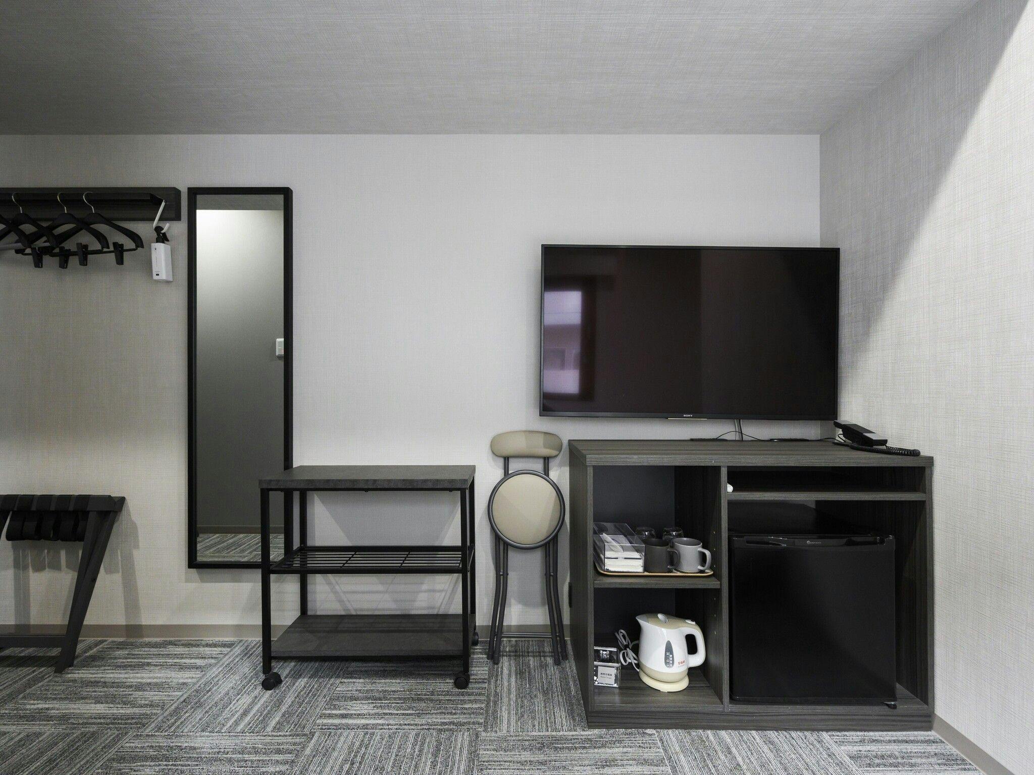 HOTEL NOIR