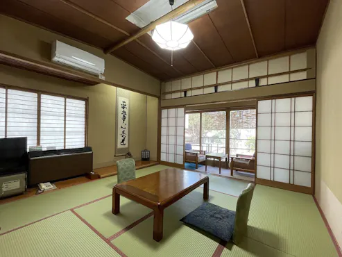 다다미방 8조 / 1~3명