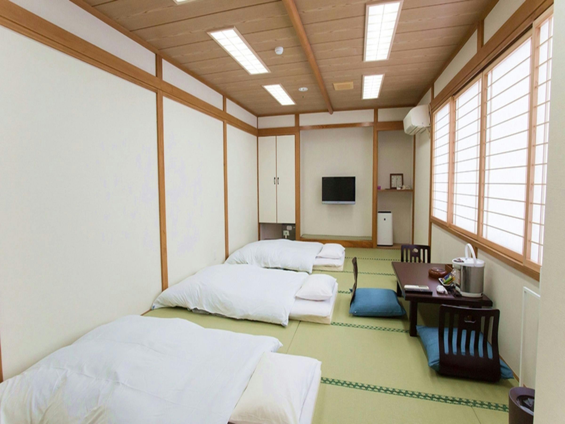 Tatsumi Kanhiro Hotel