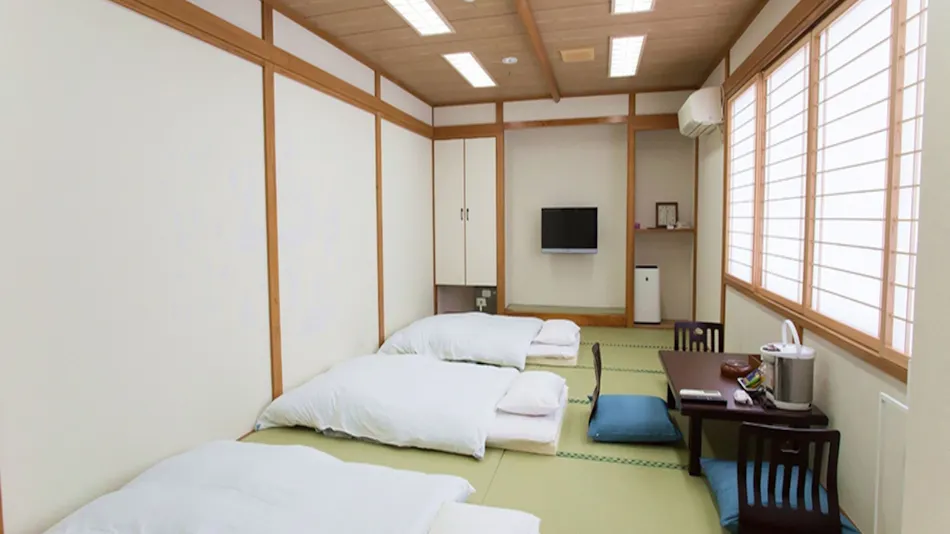 Tatsumi Kanhiro Hotel