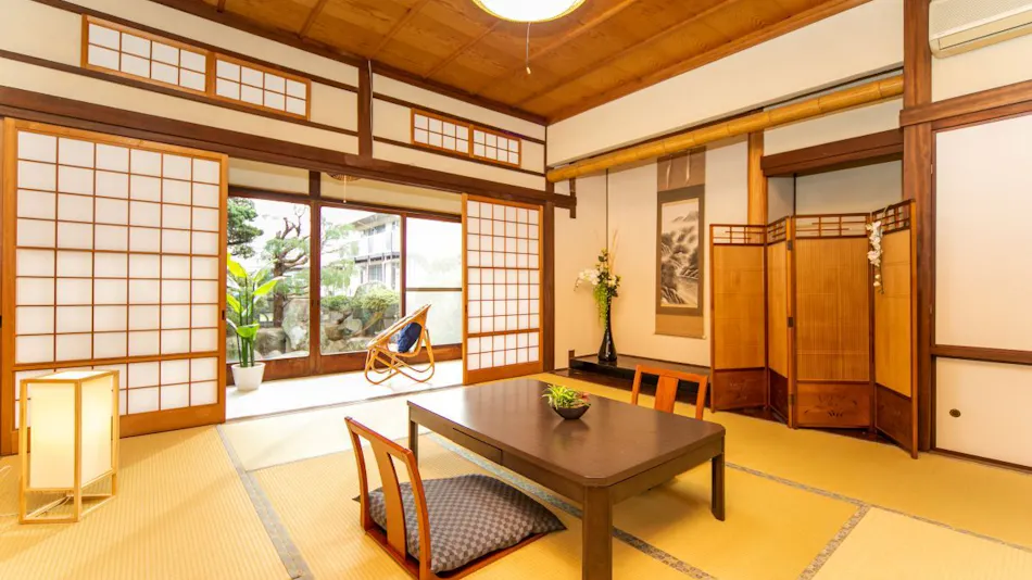 Awaji Egaosakuie in Sumoto