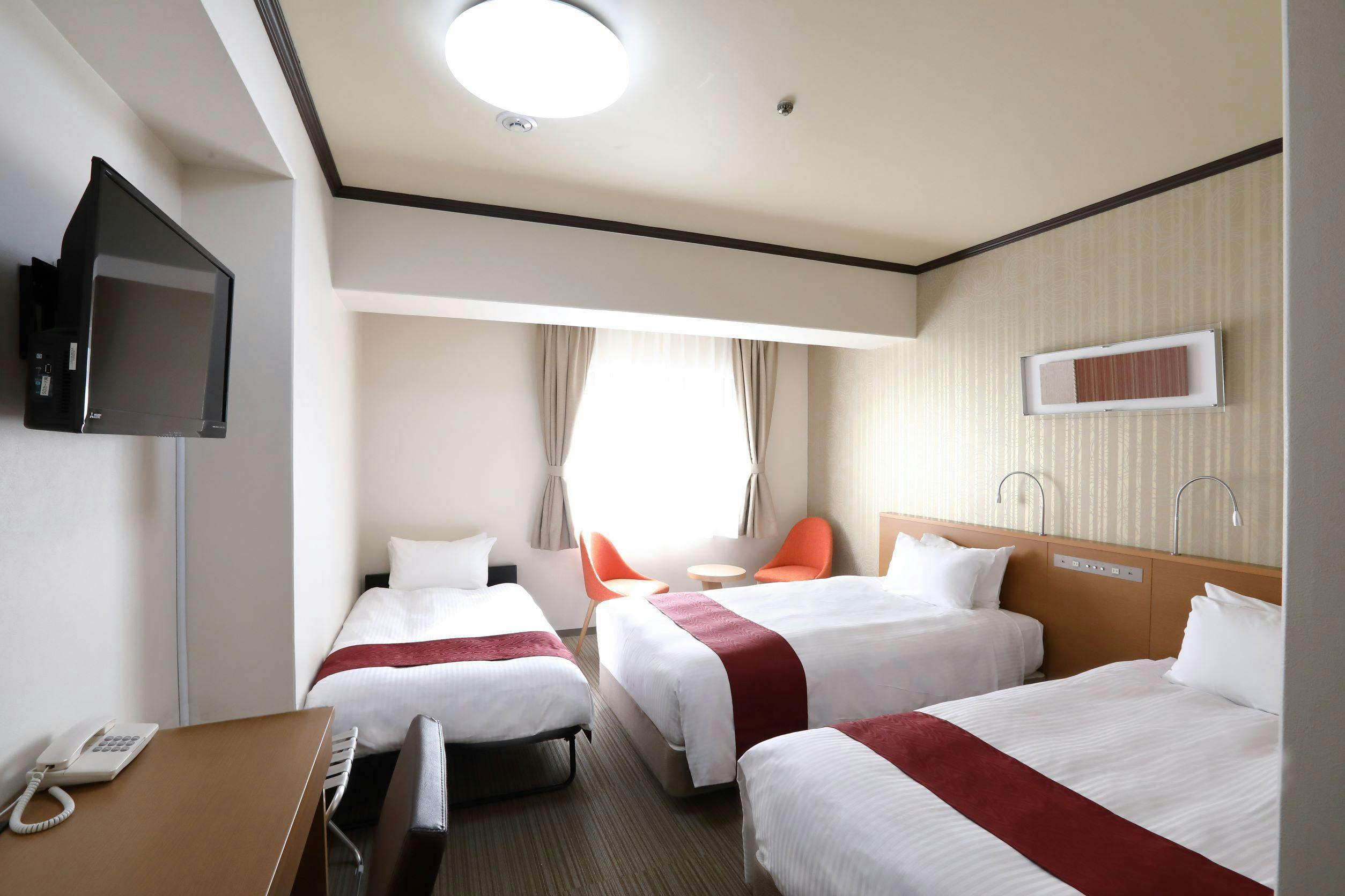 Hiroshima Garden Palace, Japan Private School Promotion and Mutual Aid Corporation Hiroshima Hall