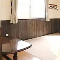 ・ห้องพักแบบสามคน พร้อมชุดฟูก 3 ชุด