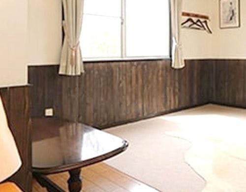 ・トリプルルーム　布団3組設置