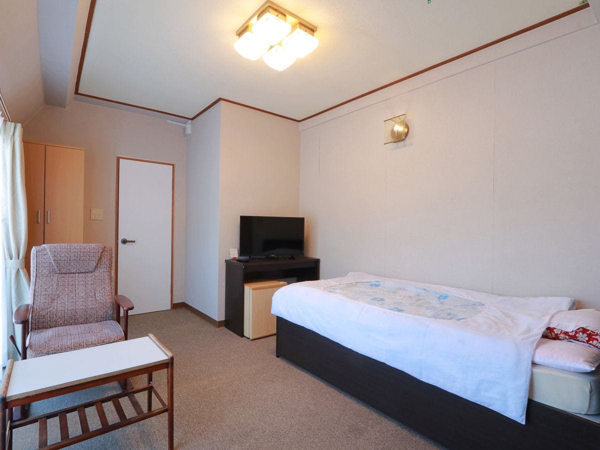 ห้องพักเดี่ยวชั้น 4 (มีข้อจำกัด)