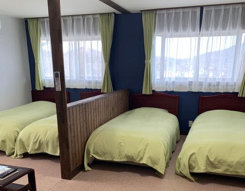 クアッド 4人部屋です