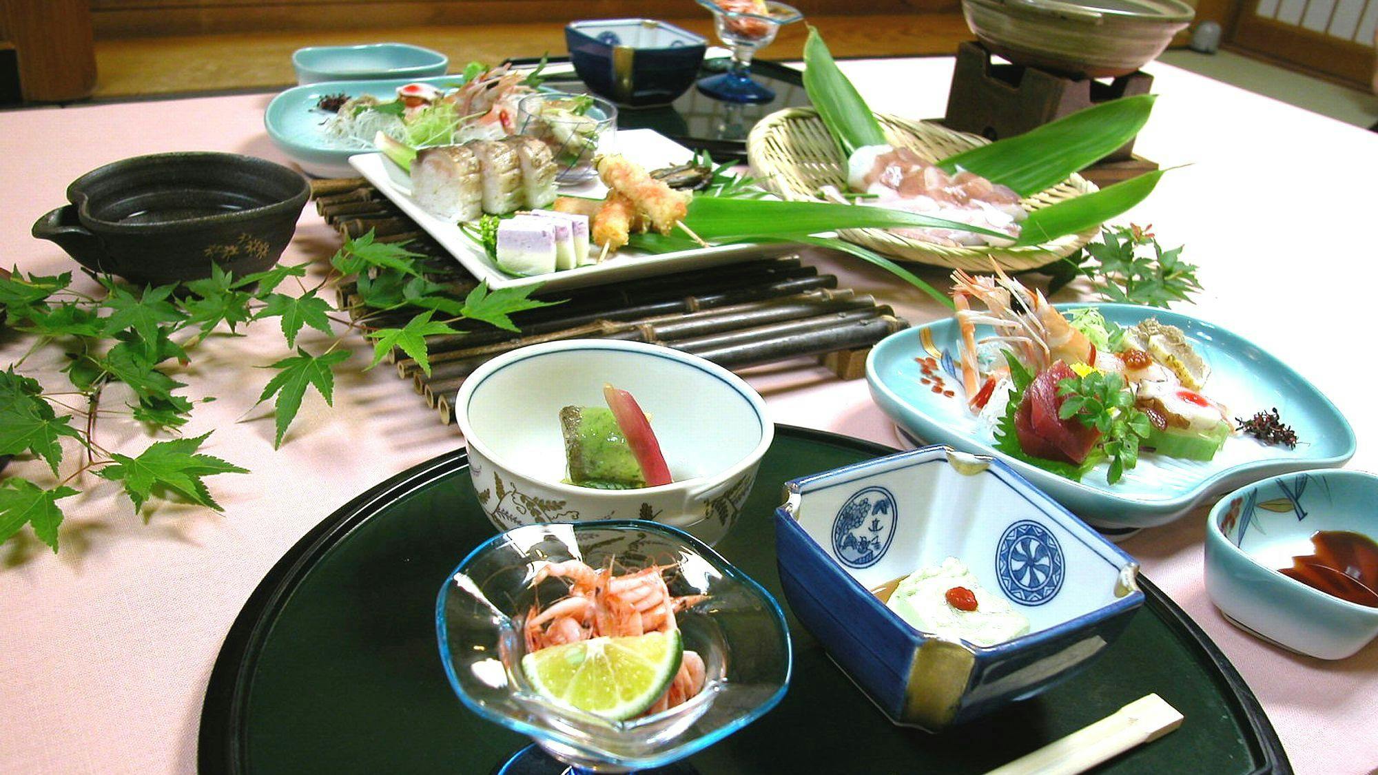 Onsen Kakenagashi no Yu Oyado Sakaya