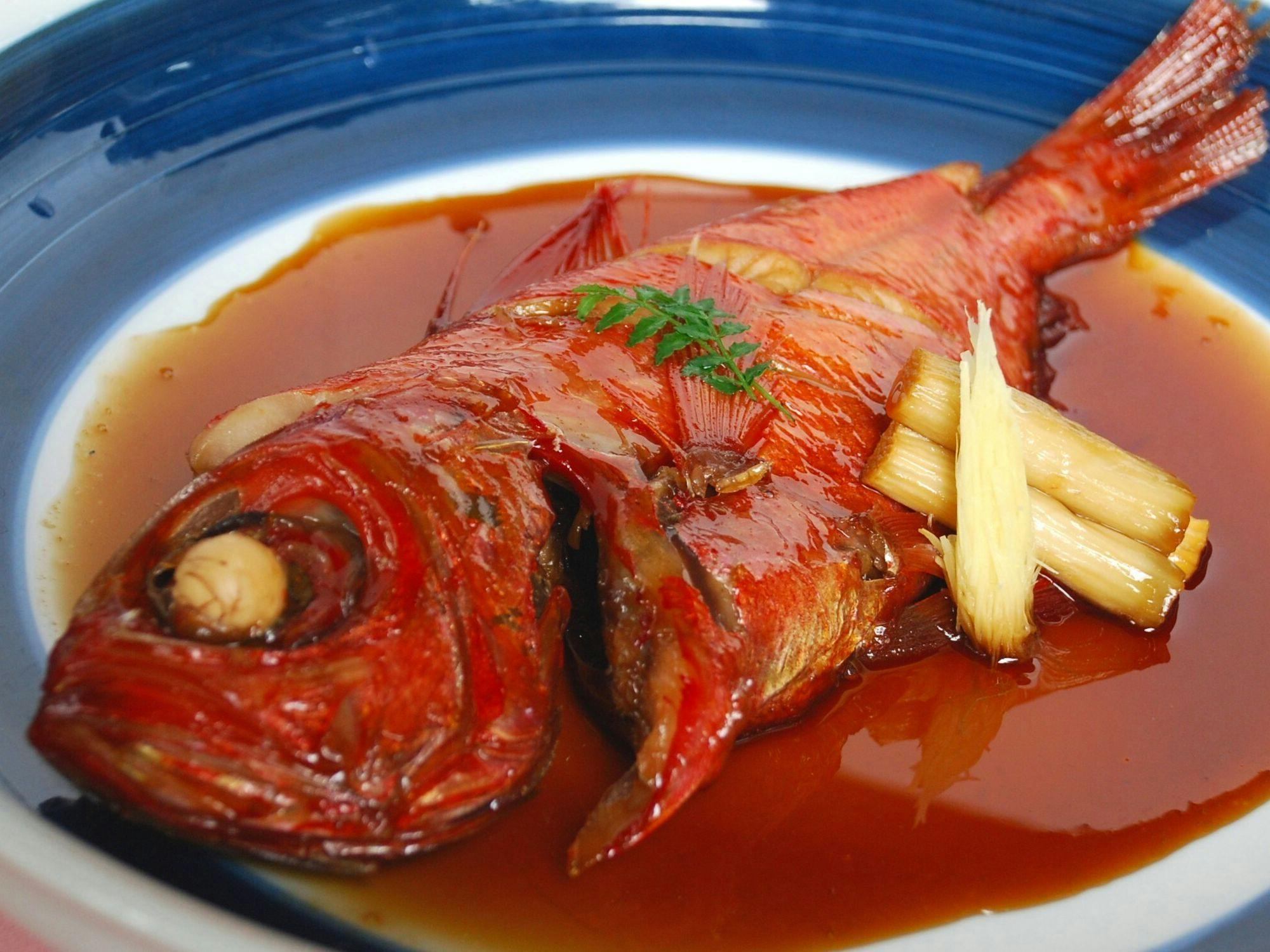 Ikan kinme paling enak dimasak nimono (direbus dengan bumbu)!
