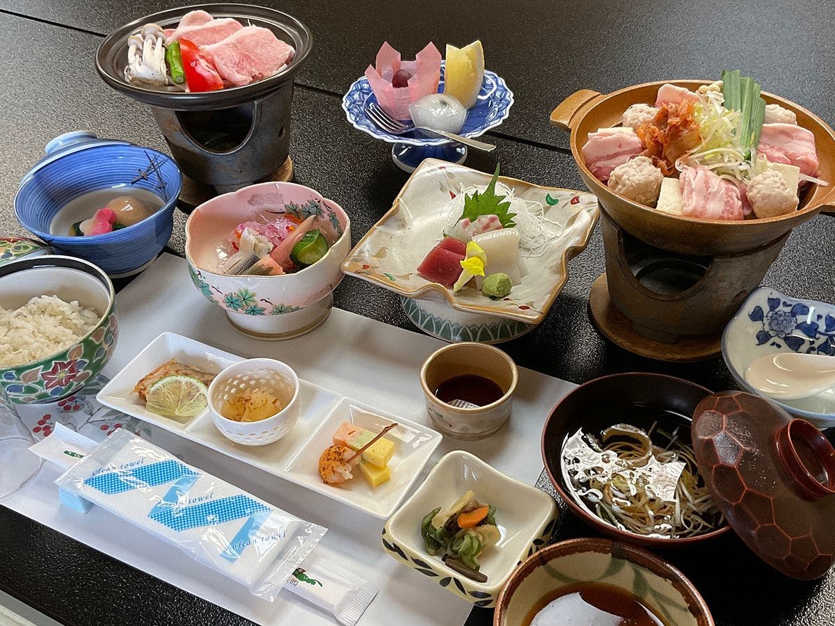 Hanamaki Onsenkyo Dai Onsen Iyashiro no Yu Hotel Sanemon