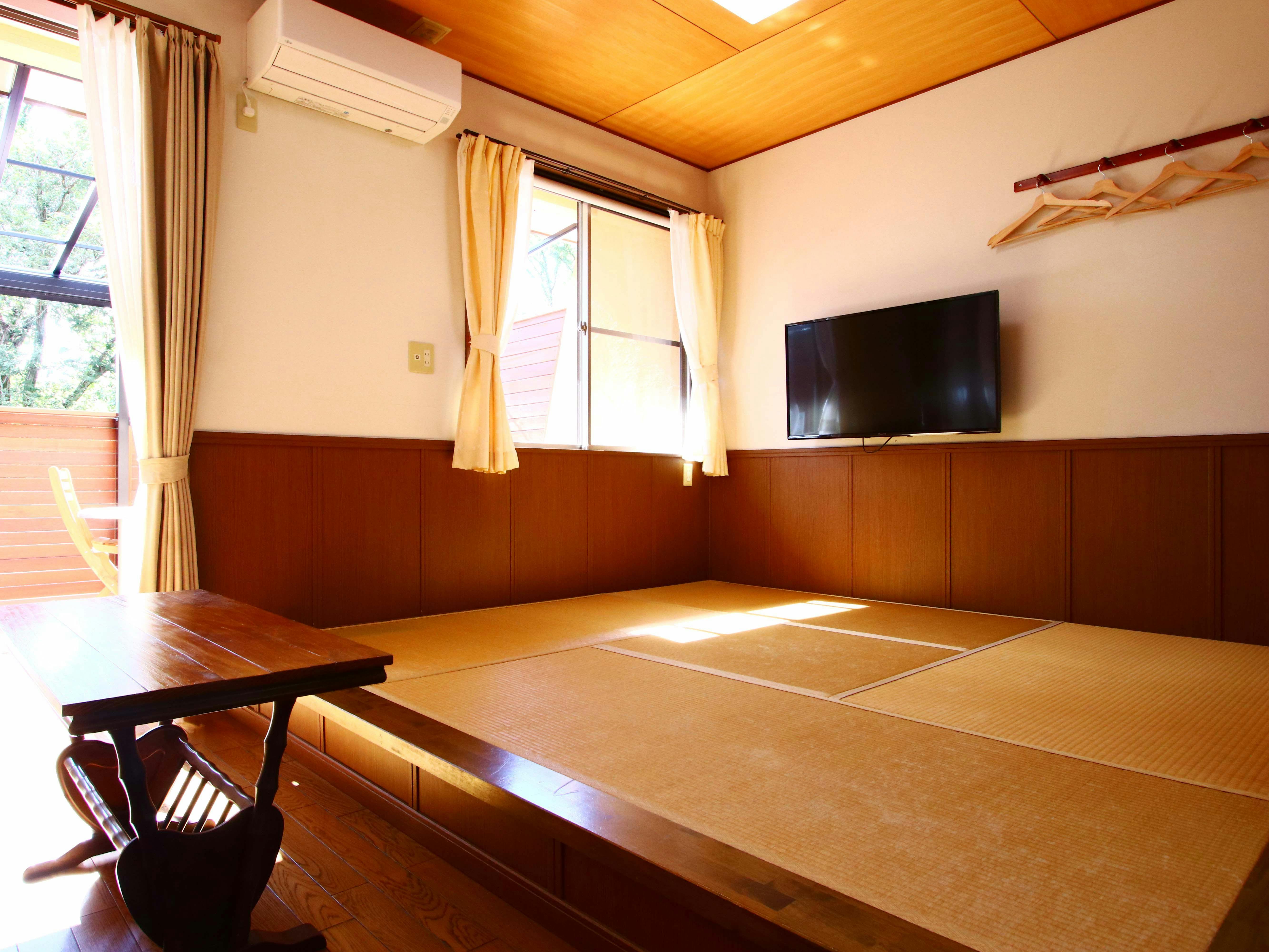 Sunny's Pawprints: Pet-Friendly Onsen Inn