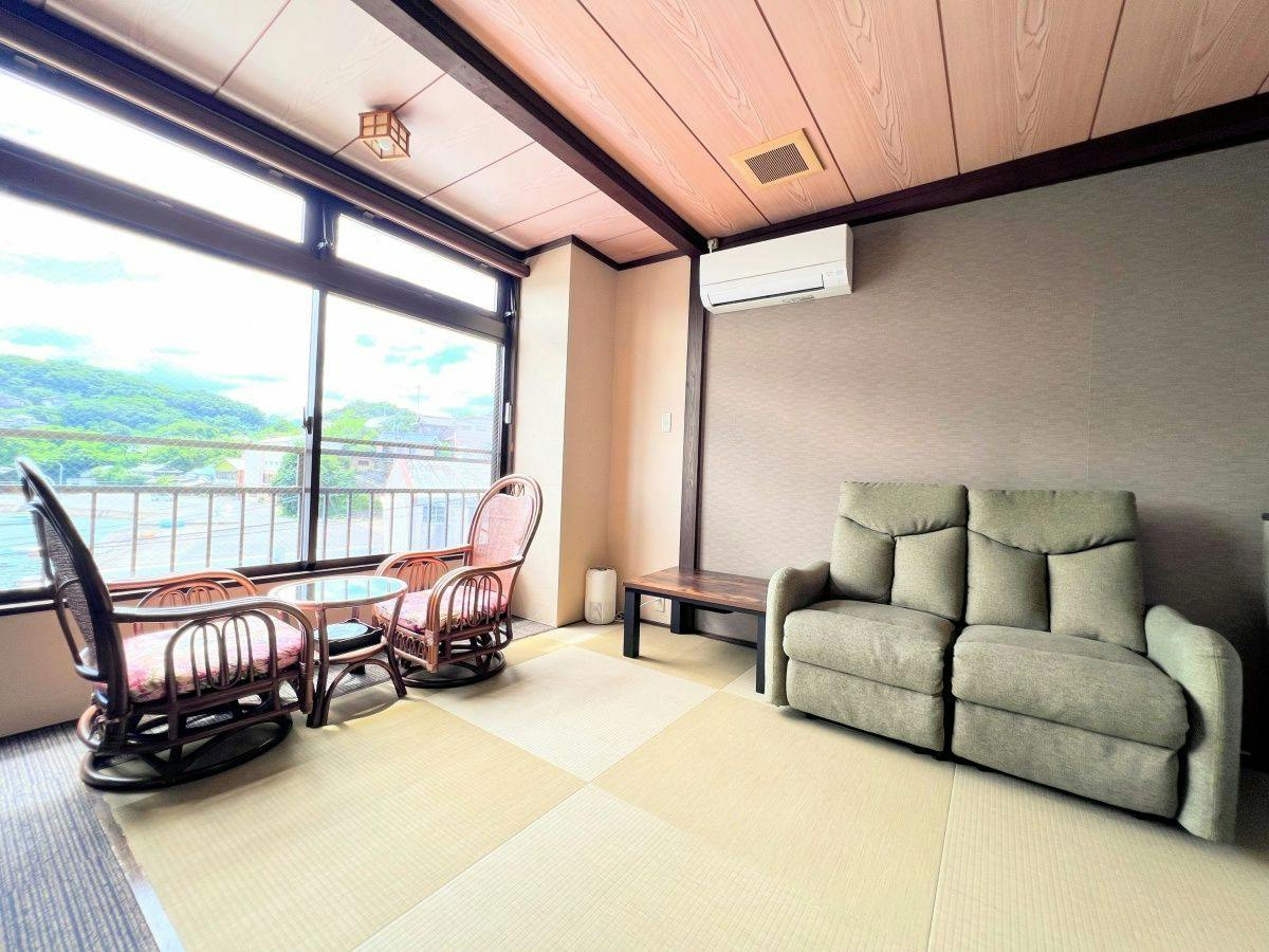 Tara Takezaki Onsen Ichifukuso