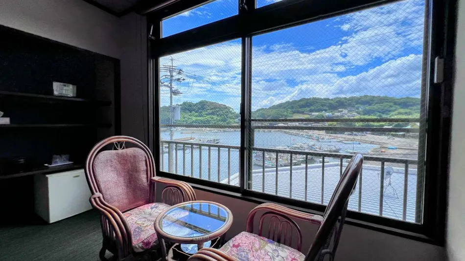 Tara Takezaki Onsen Ichifukuso