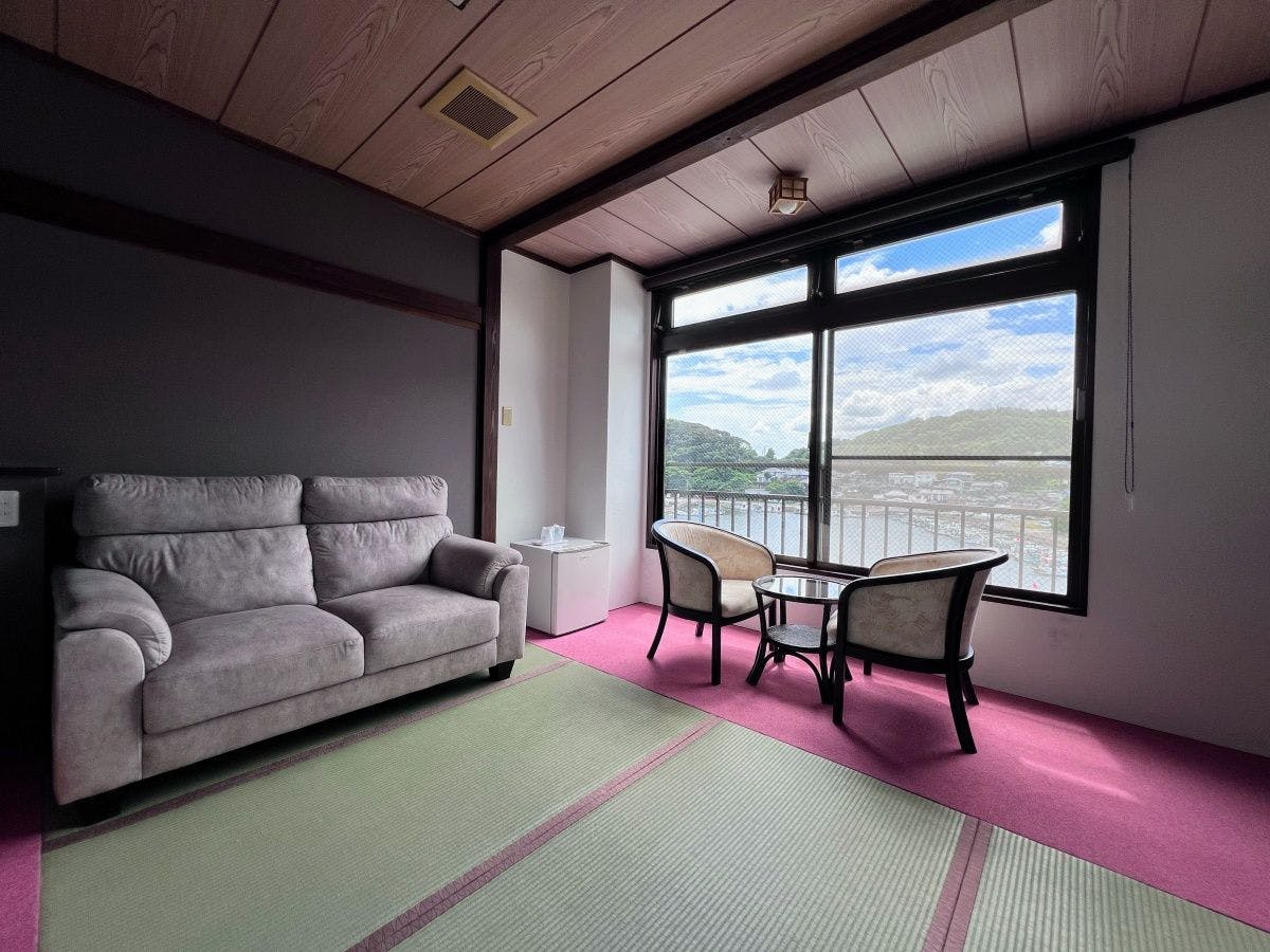 Tara Takezaki Onsen Ichifukuso