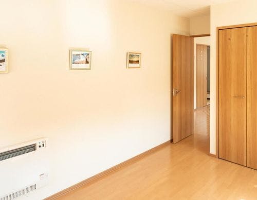 トリプルルーム（バス・トイレ共用）