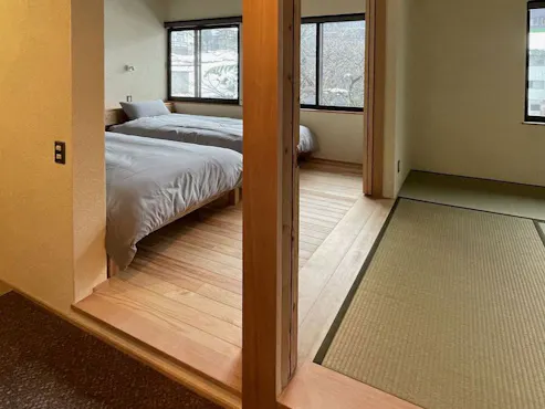 This is a Room with 2 rooms.