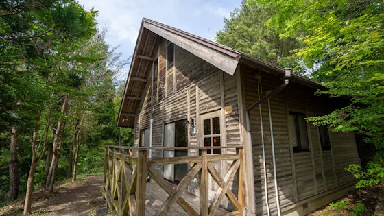 คอทเทจหลังที่ 5