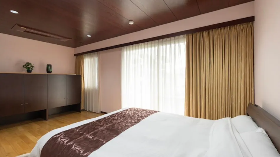 Alphabed Villa Waka