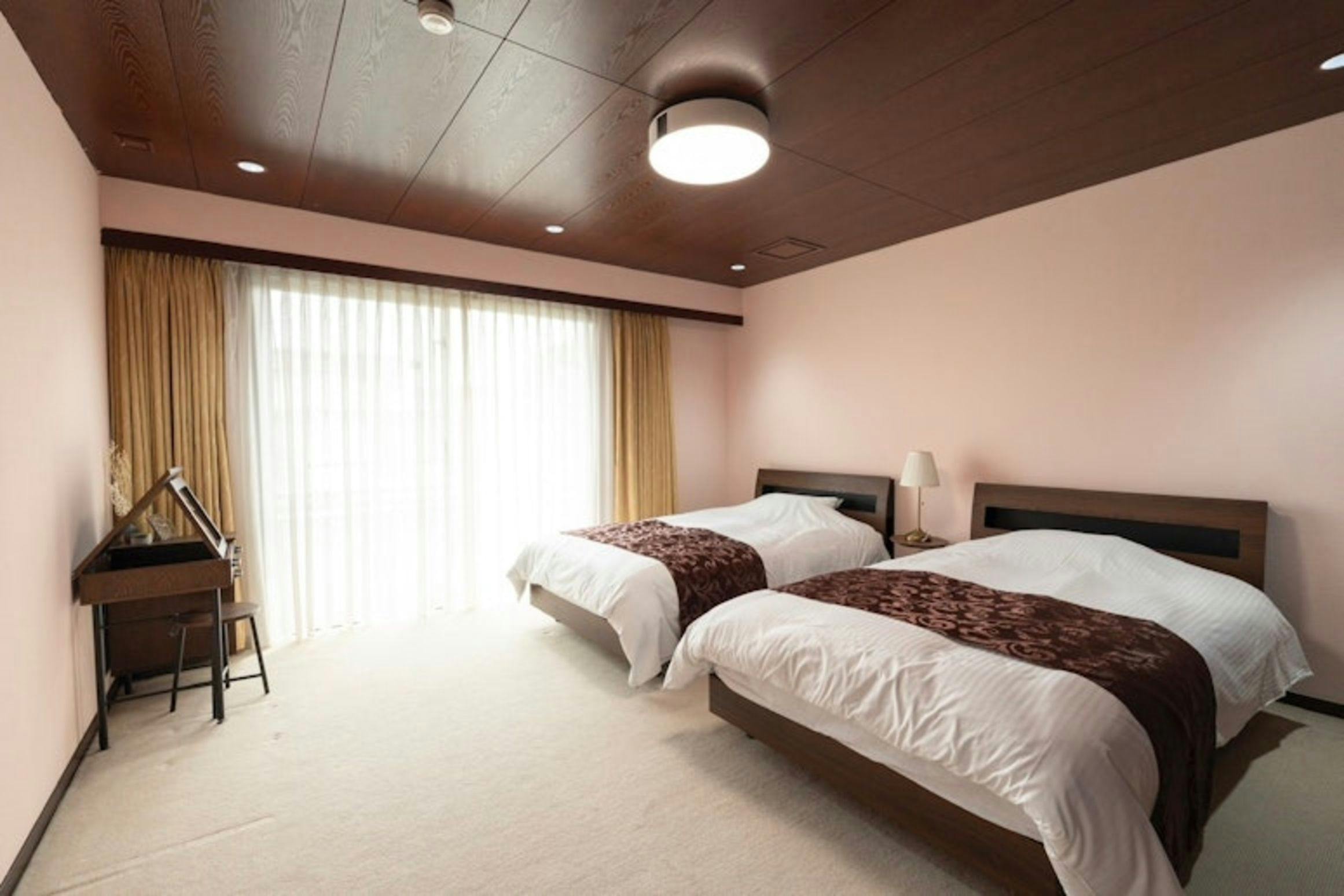 Alphabed Villa Waka