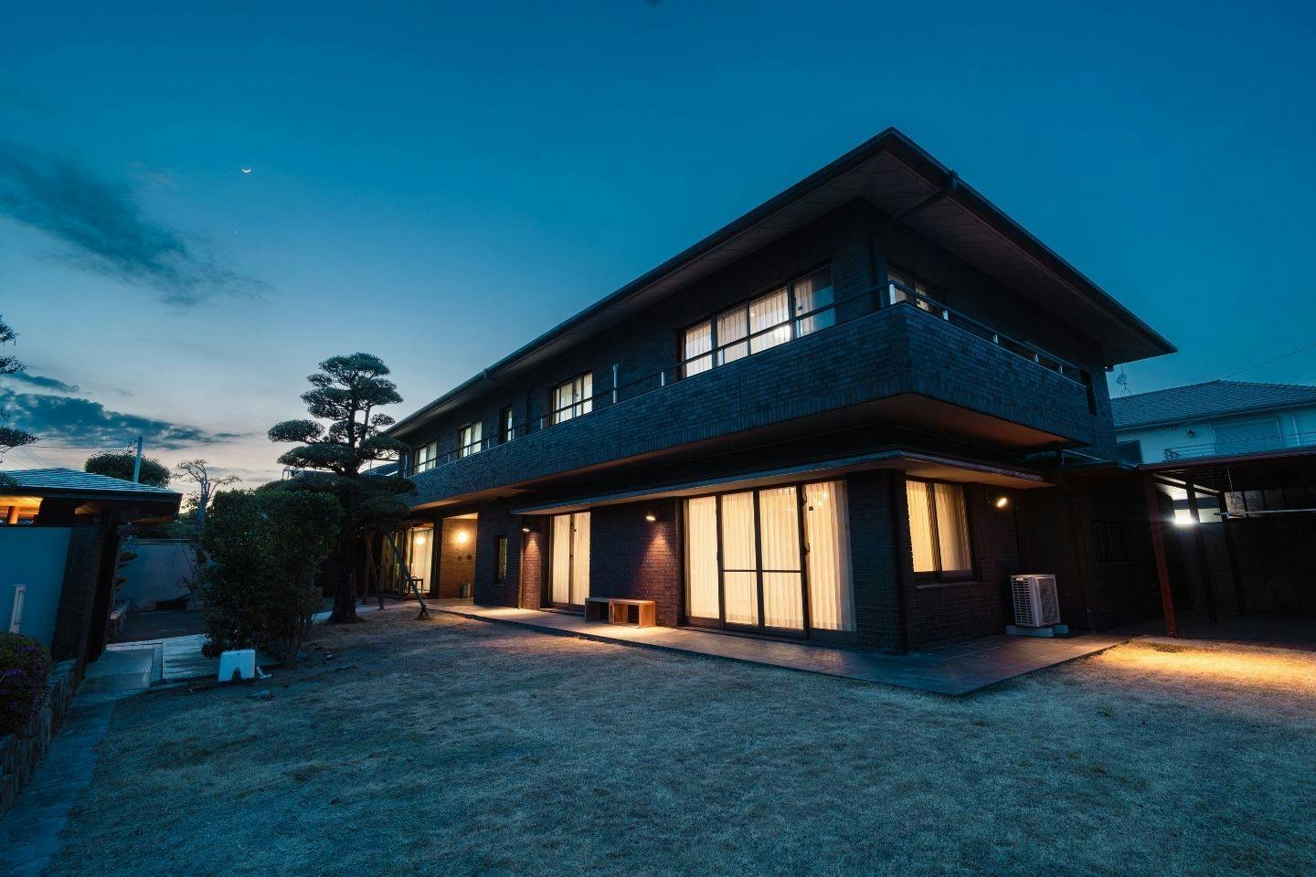 Alphabed Villa Waka