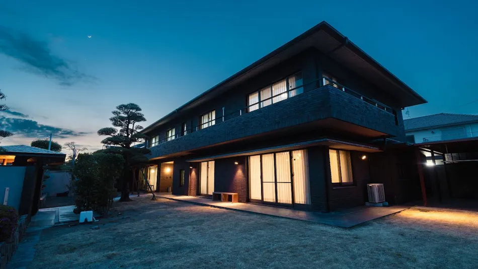 Alphabed Villa Waka