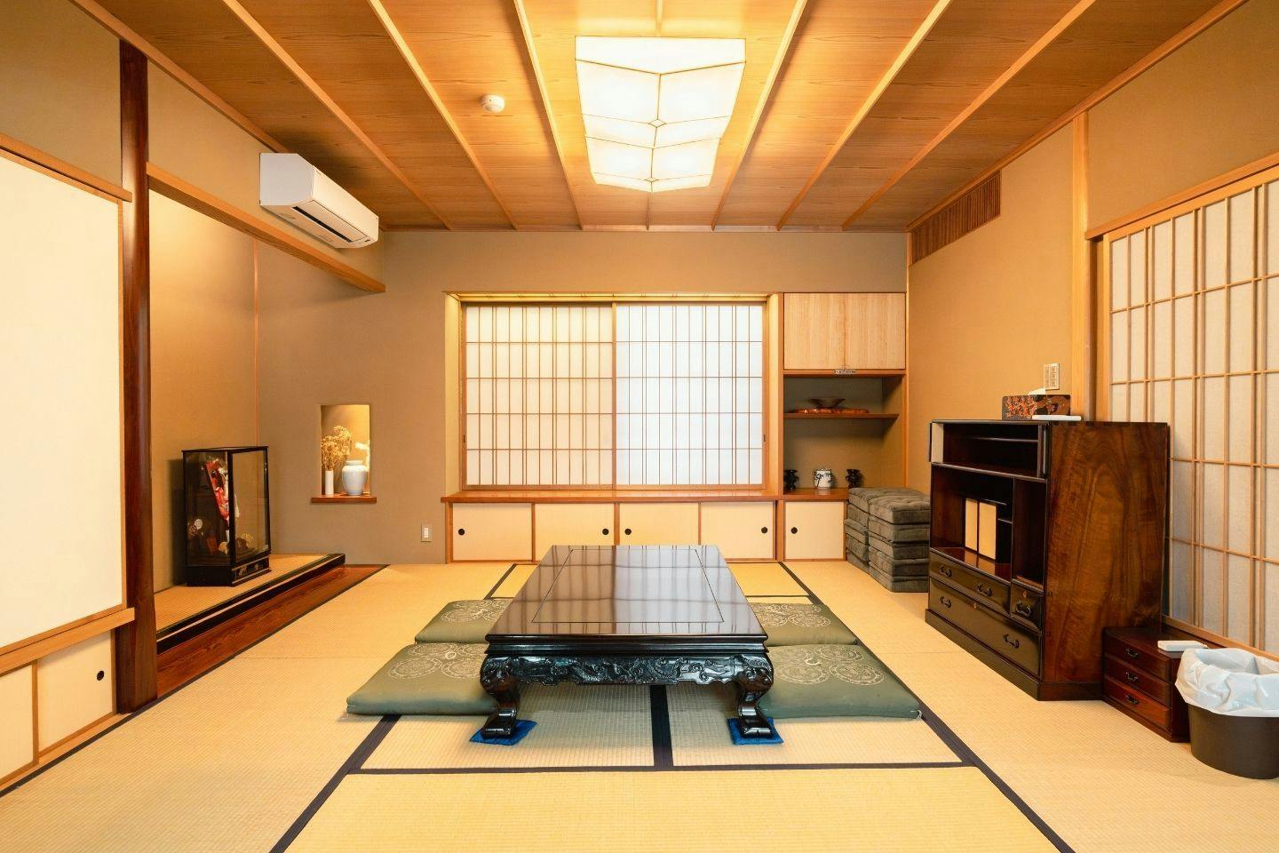 Alphabed Villa Waka