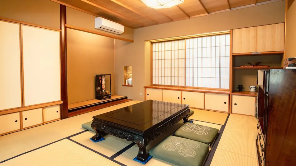 Alphabed Villa Waka
