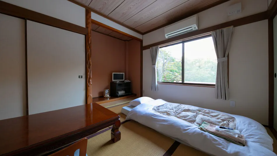Nagahikawa: An Irori Kaiseki Inn in the Hidden Retreat of Miyazaki