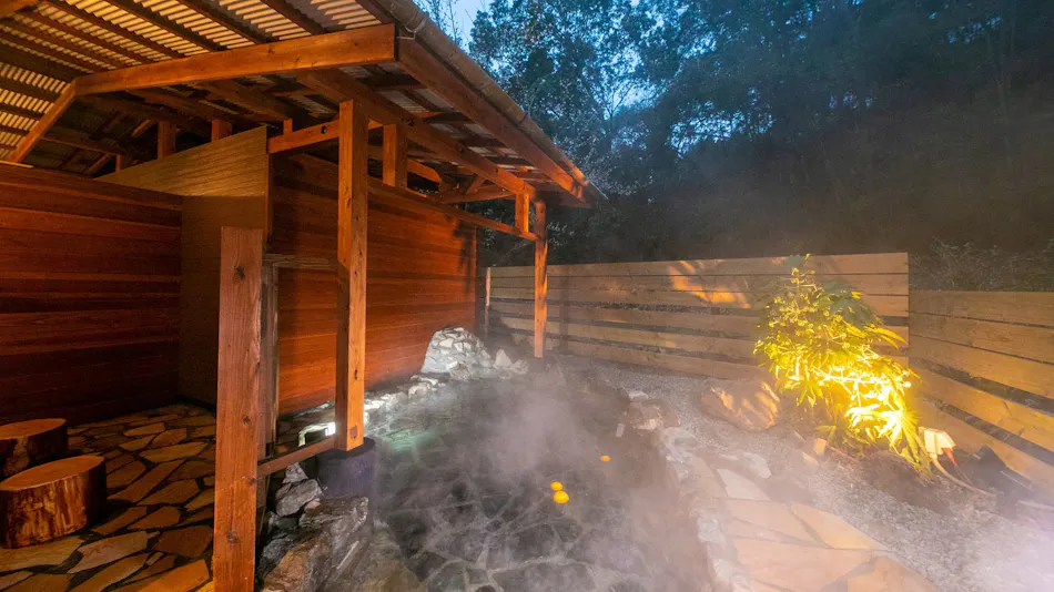 Nagahikawa: An Irori Kaiseki Inn in the Hidden Retreat of Miyazaki