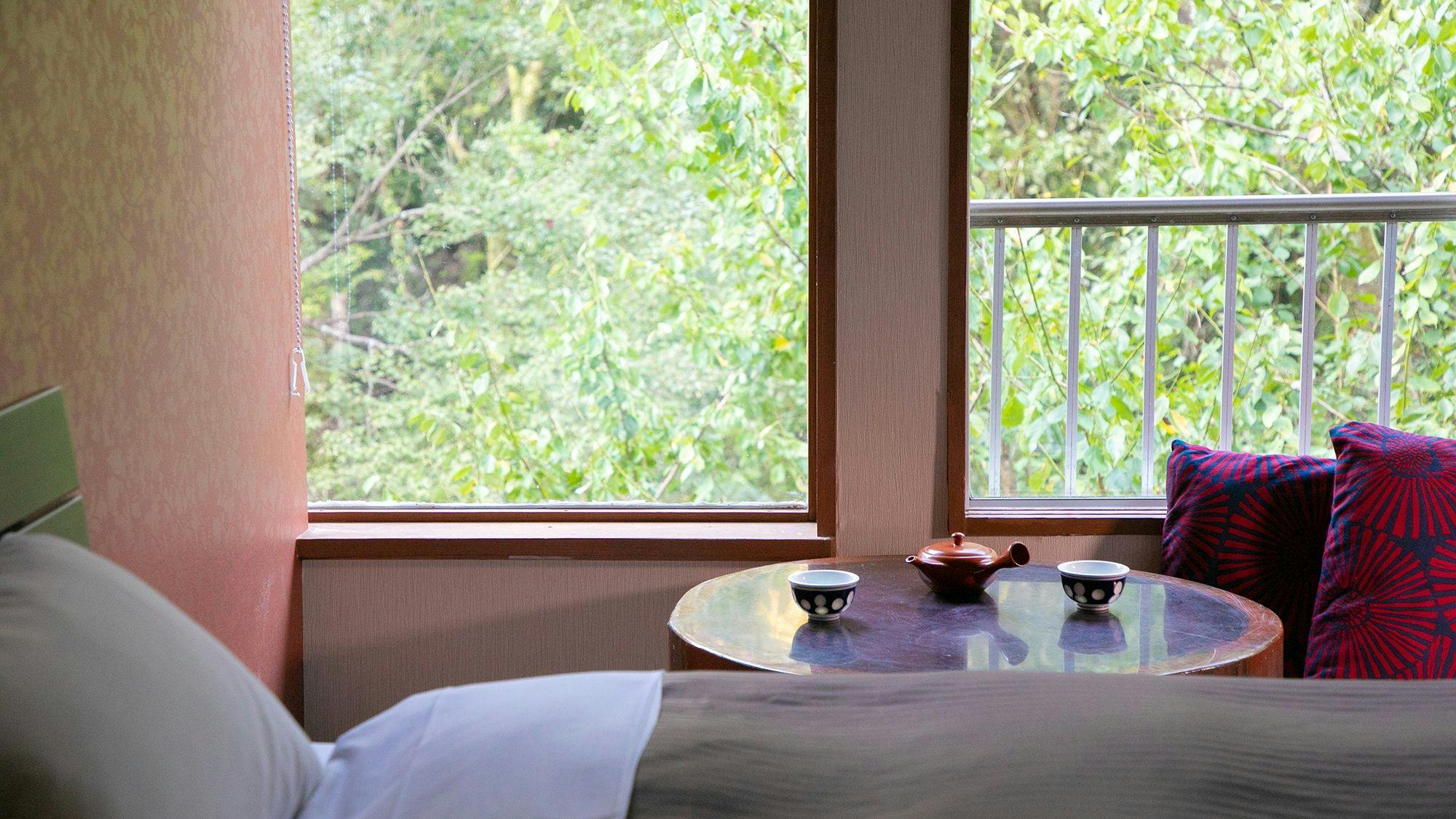 Nagahikawa: An Irori Kaiseki Inn in the Hidden Retreat of Miyazaki