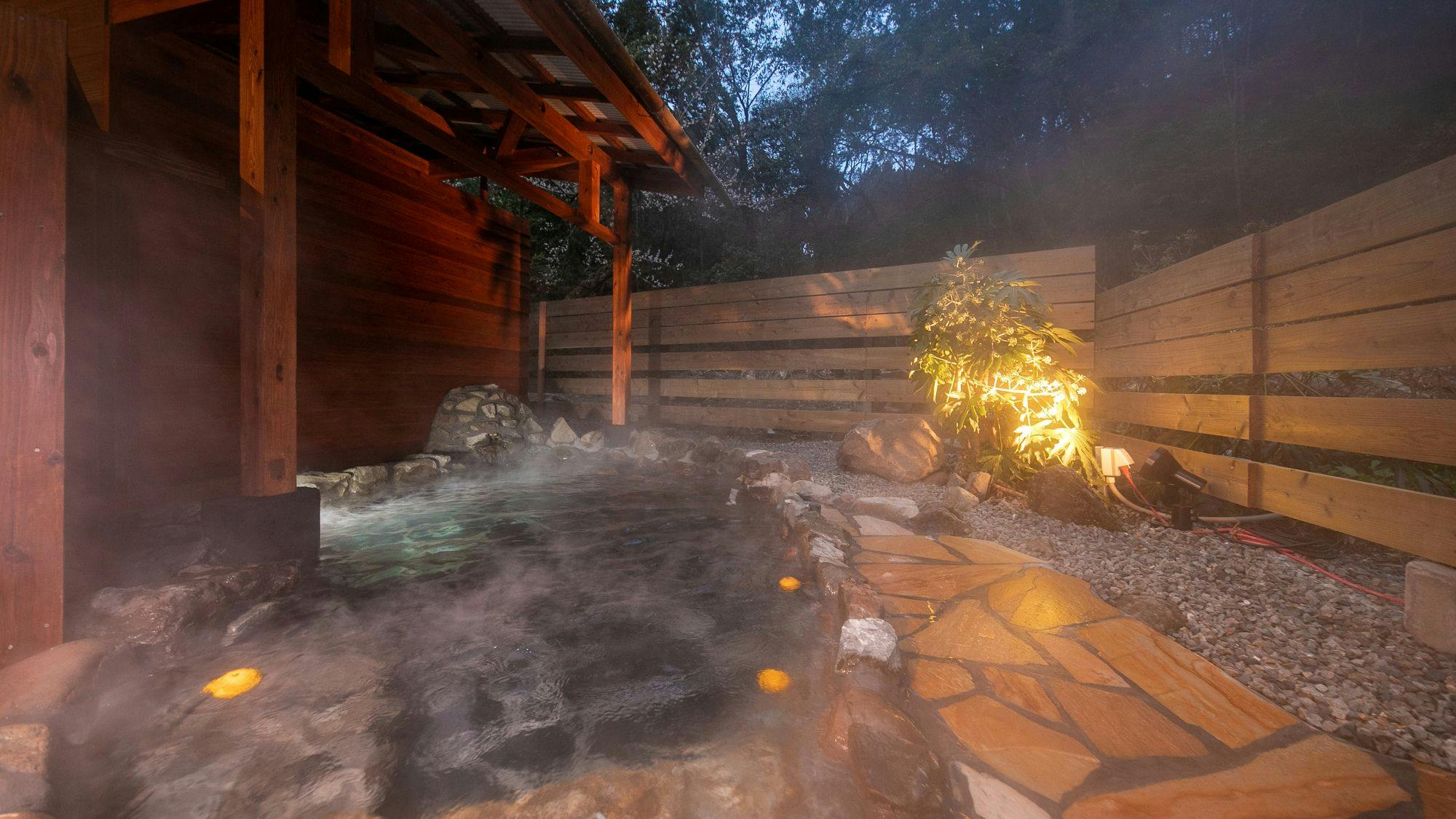 Nagahikawa: An Irori Kaiseki Inn in the Hidden Retreat of Miyazaki