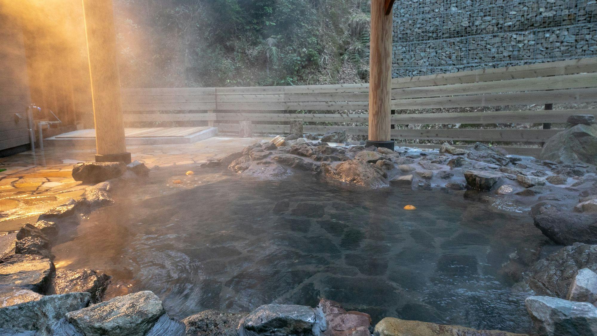 Nagahikawa: An Irori Kaiseki Inn in the Hidden Retreat of Miyazaki