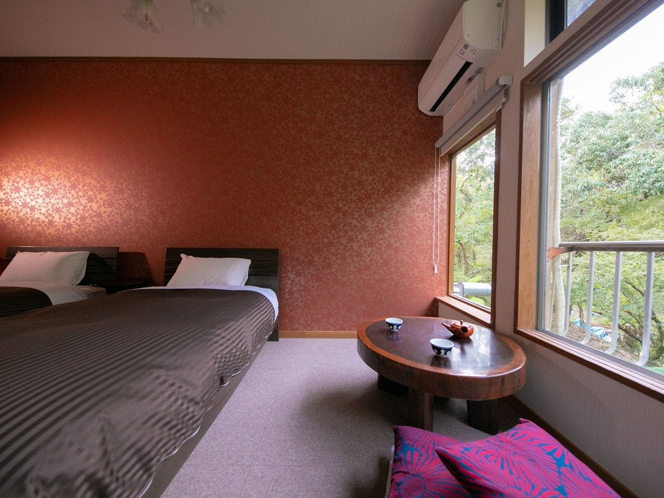 Nagahikawa: An Irori Kaiseki Inn in the Hidden Retreat of Miyazaki