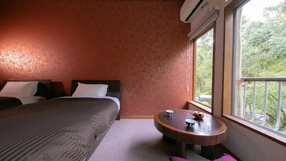 Nagahikawa: An Irori Kaiseki Inn in the Hidden Retreat of Miyazaki
