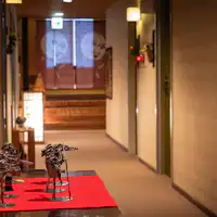 Kemudahan di dalam premis