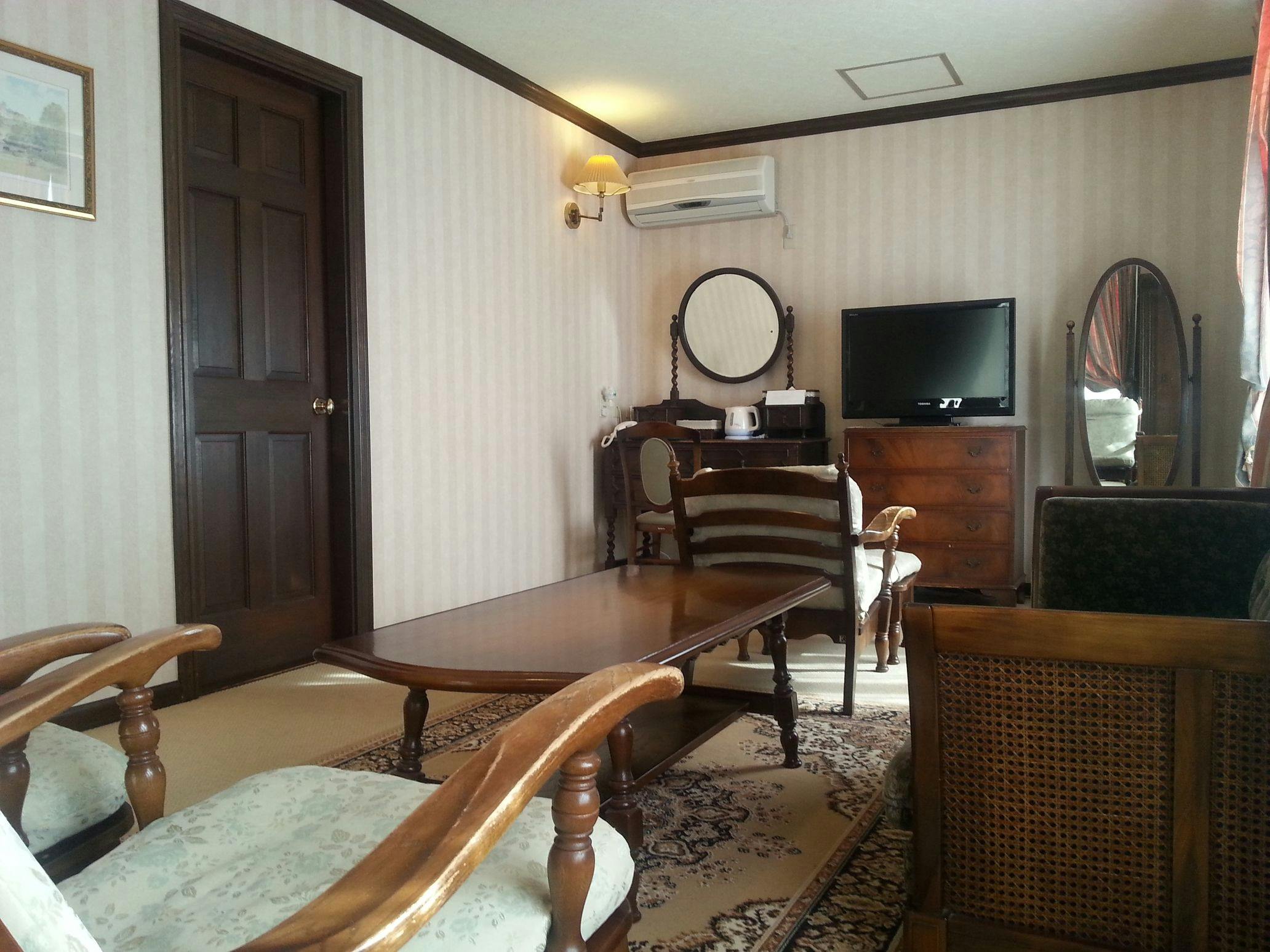 British Forest Hotel Queens Manor