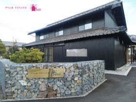 伊吹山麓多目的古民家　春テラス